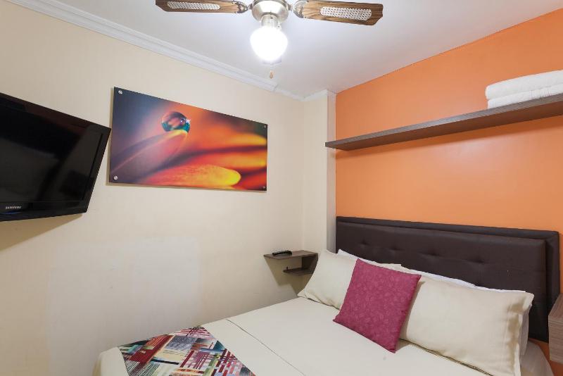 Apartamentos Laureles de la 70 - image 7