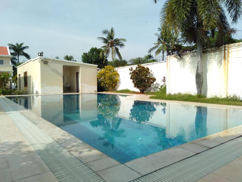 Beach Garden Hotel - image 10