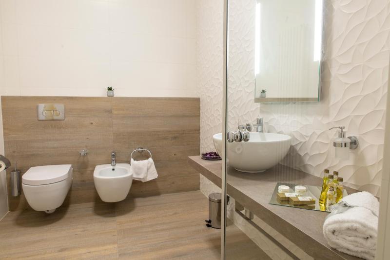 Aurum Suites - image 5