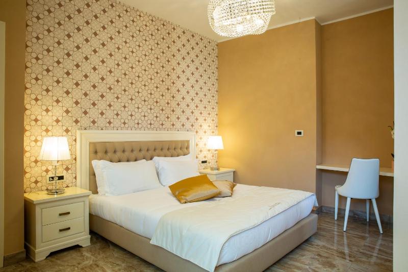 Deluxe Junior Suite image 3