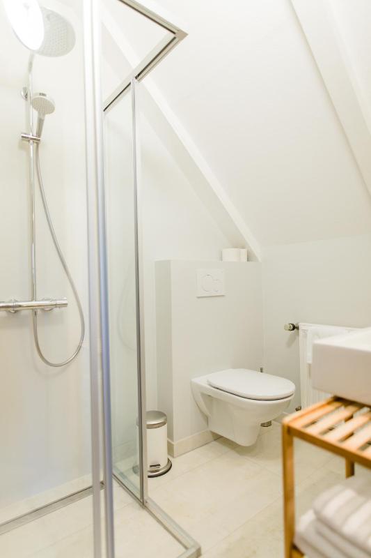 Standard Double Room with Balcony image 4