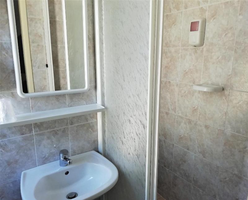 Small Double or Twin Room image 2