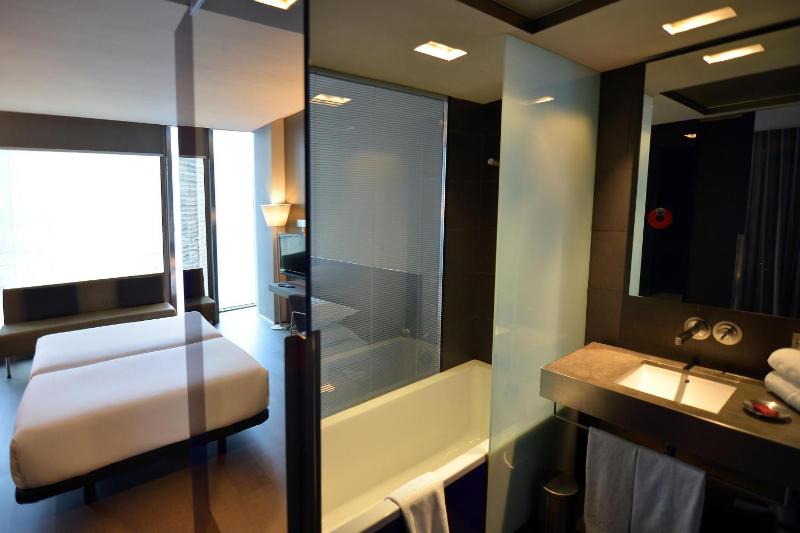 Double or Twin Room image 2