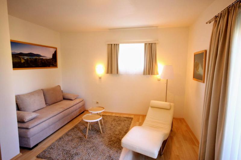 Family Room - Annex image 2