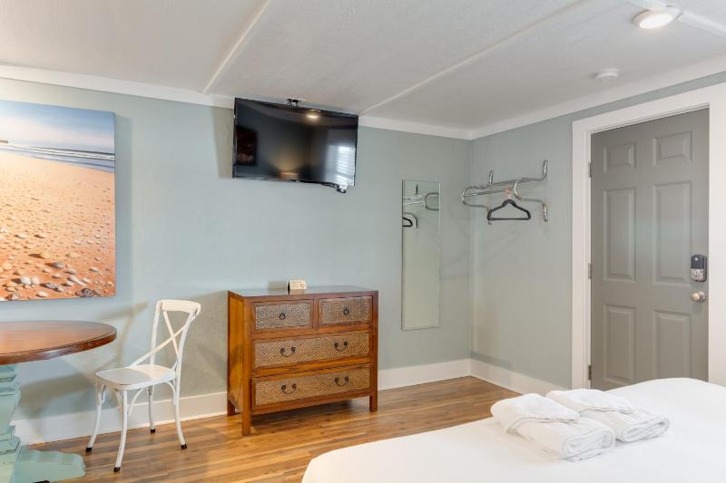 See Sea Motel - image 23
