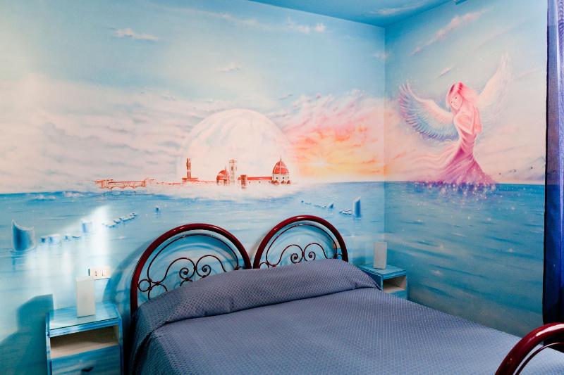 Double Room with Private Bathroom image 4