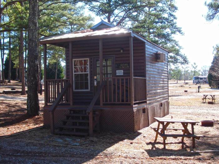  Cottage with Loft - 4 People - No Pets  image 2