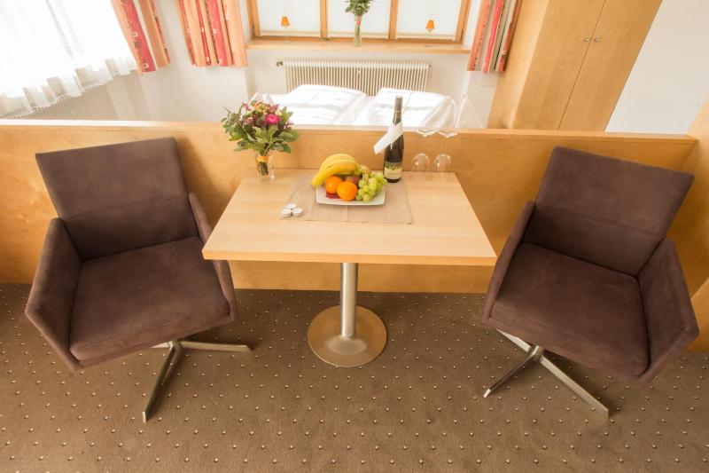 Standard Family Room image 4