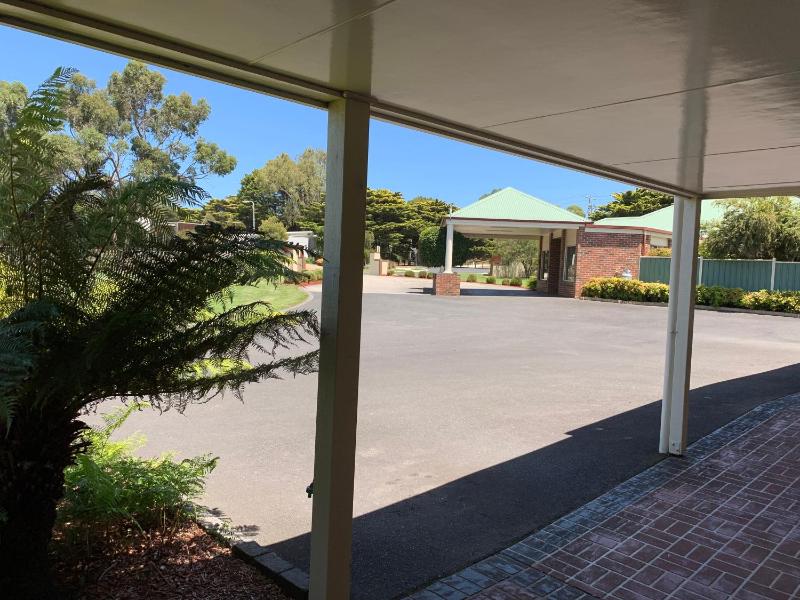 Arthur Phillip Motor Inn - image 13