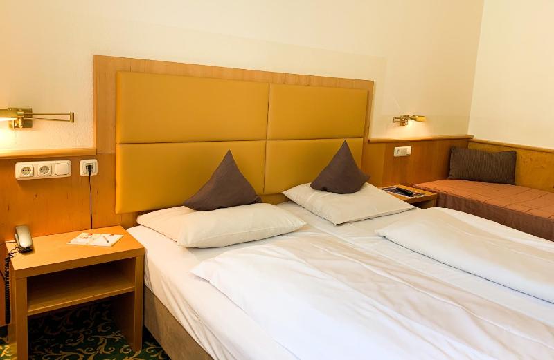 Triple Room image 4