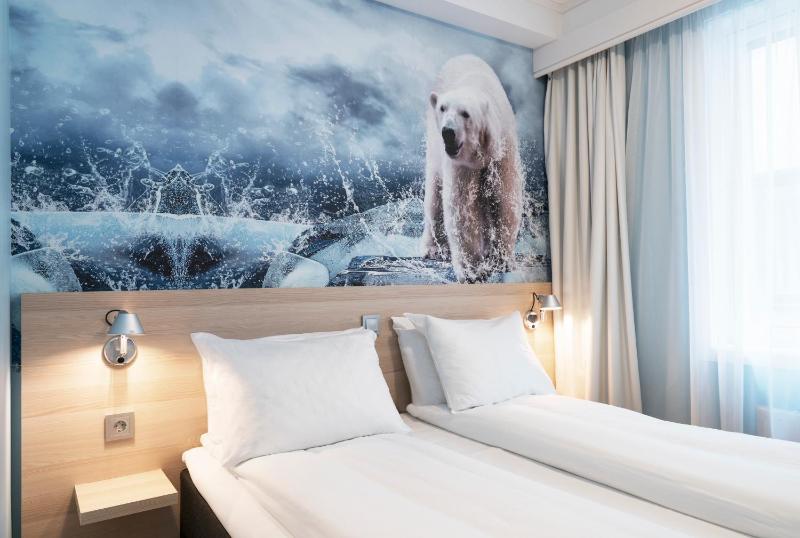 Standard Double Room image 1
