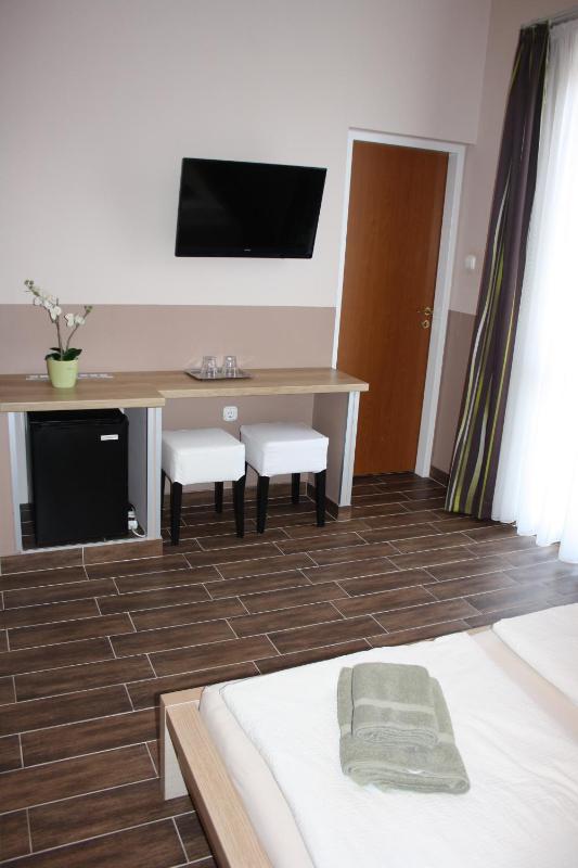 Superior Double Room image 1