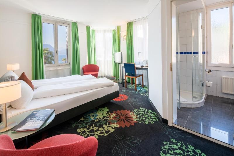 Standard Double or Twin Room image 2