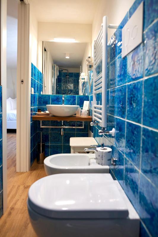 Standard Double or Twin Room with Sea View image 4