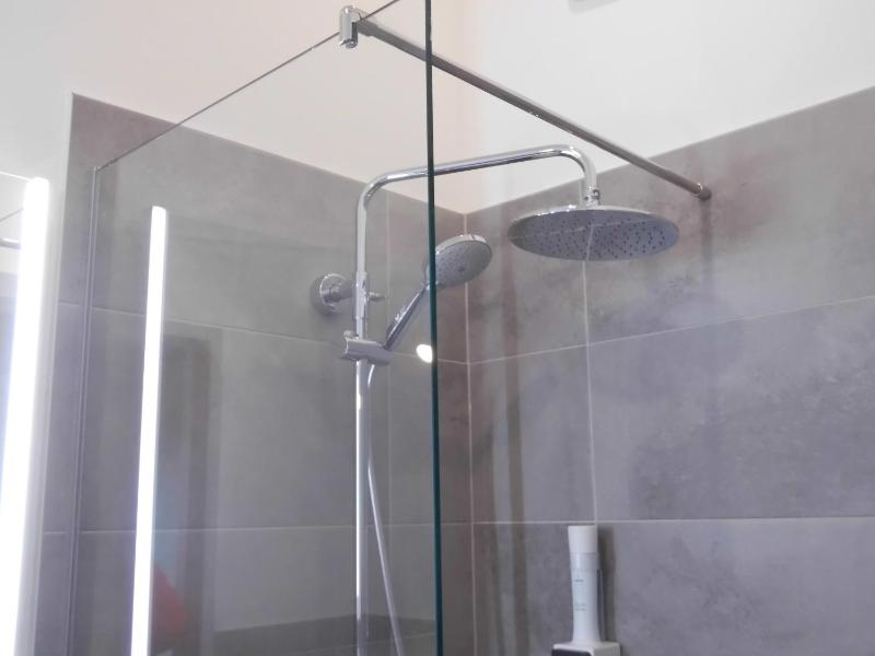 Twin Room - Annex image 3