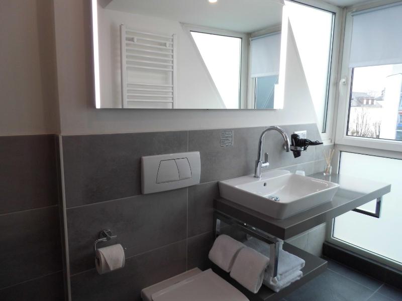 Double Room with Private Bathroom image 4