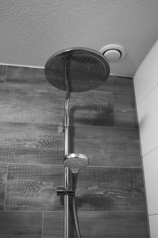 Standard Twin Room image 4