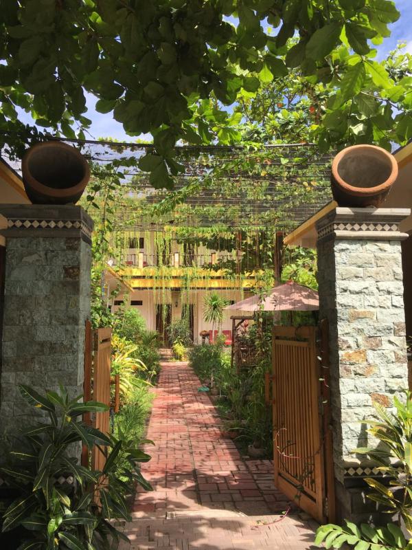 Saka Boutique Hotel - image 25