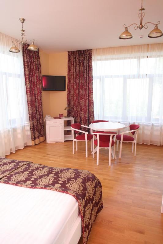 Junior Suite image 3