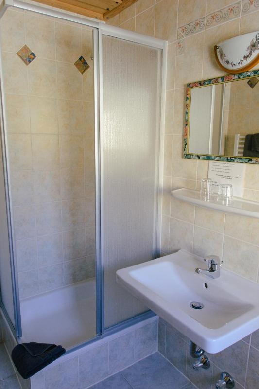 Double Room image 3