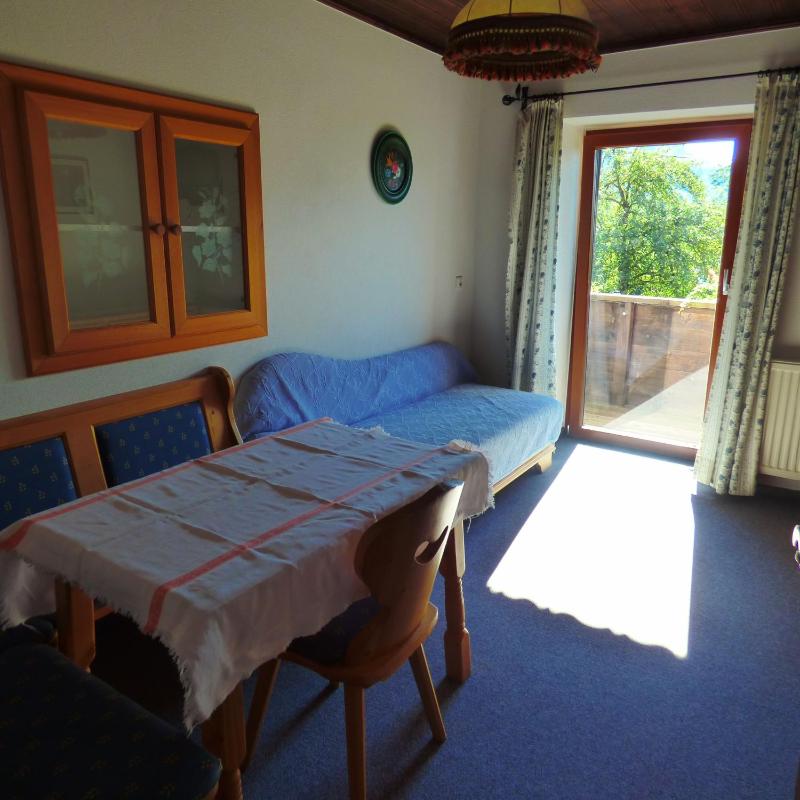 Deluxe Double Room with Balcony image 2