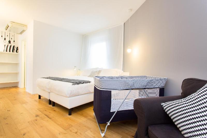 Deluxe Triple Room image 4