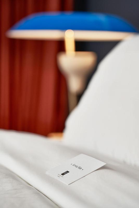 Executive Suite image 2