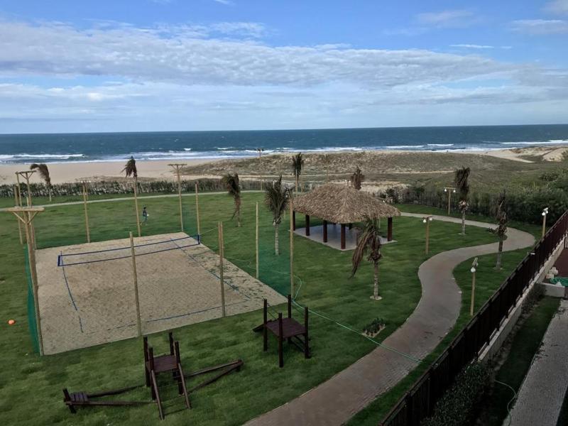 Apartamento Completo no Beach Living Porto das Dunas - Apto Luxo - image 30