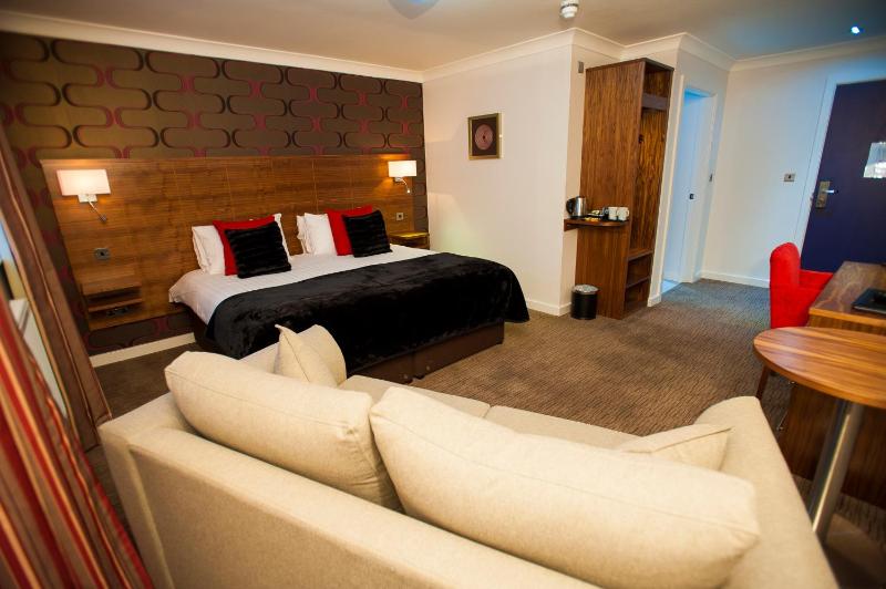 Junior Suite with Double Bed image 3