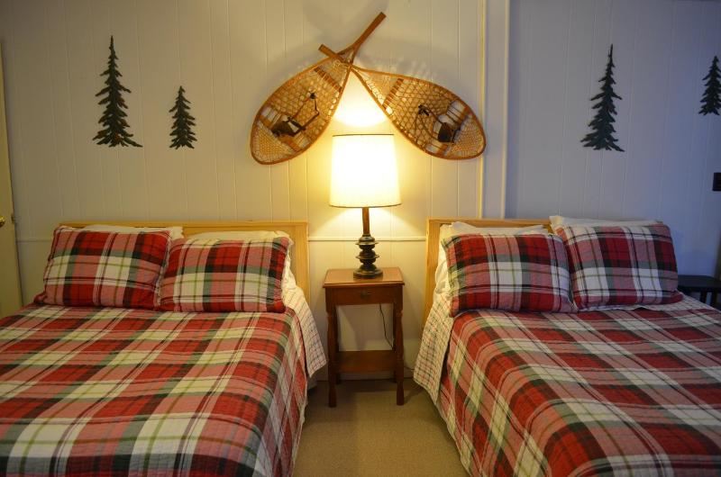 Double Room with Two Double Beds image 4