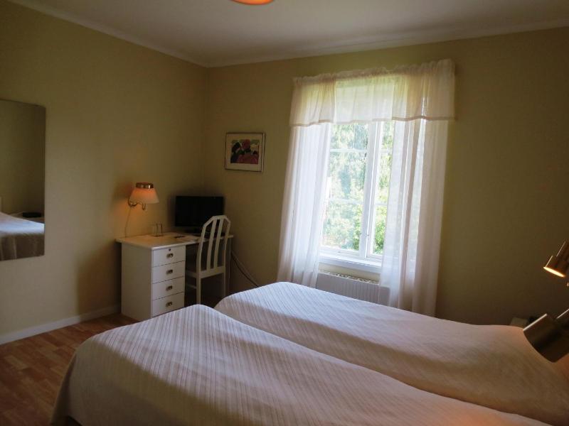 Twin Room - Annex image 2