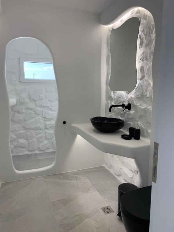 Suite with Sea View image 1