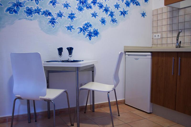 Apartment image 3