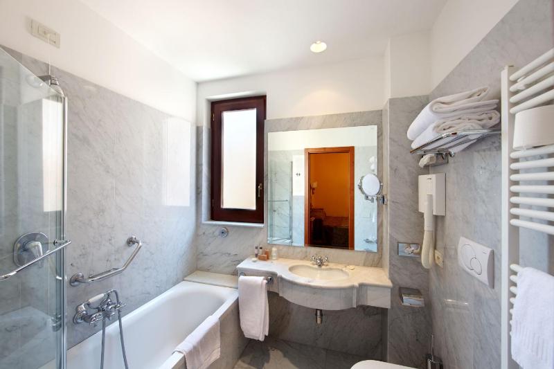 Hotel Palazzo Guardati - image 22