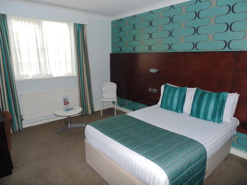 Standard Double Room image 4