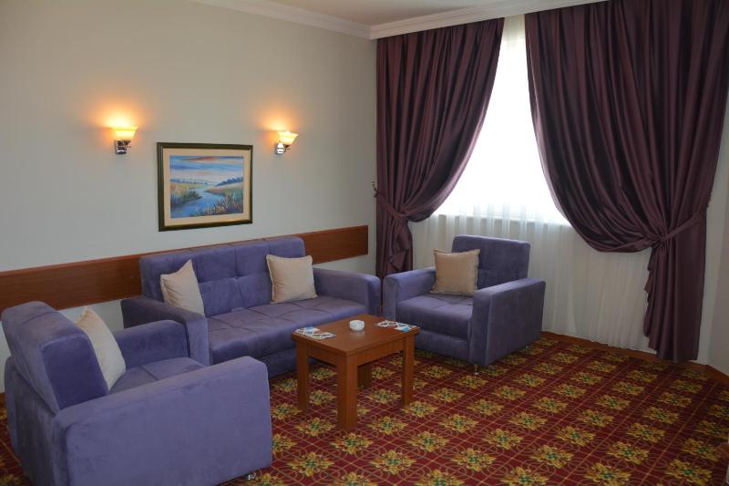 Junior Suite with Balcony image 2