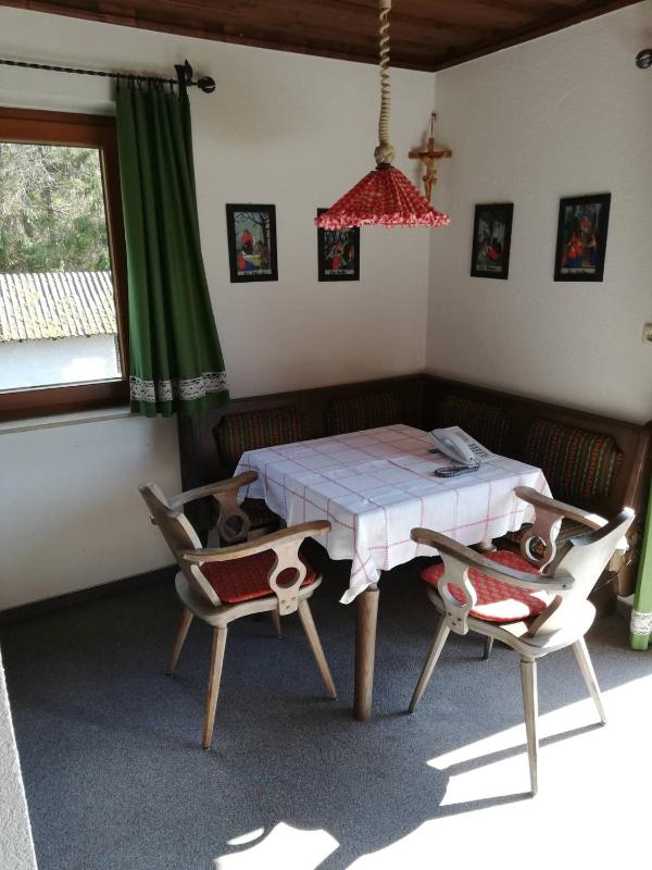 Single Room with Balcony image 4