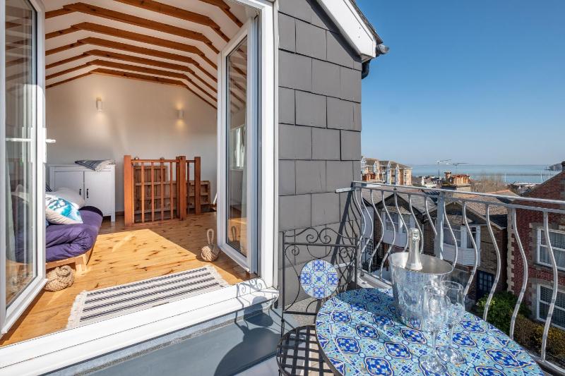 Apartment with Sea View image 1
