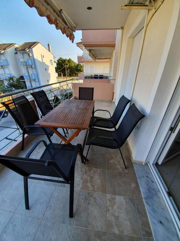 Apartment image 3