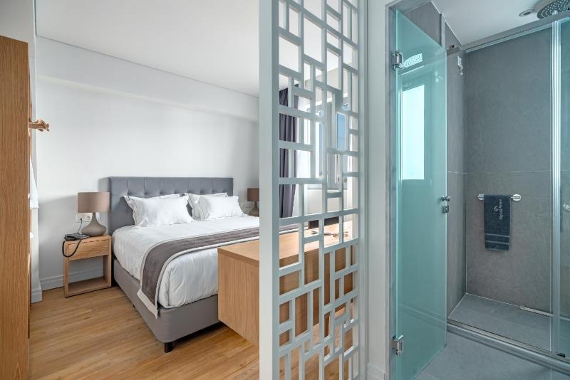 Standard Double or Twin Room image 3