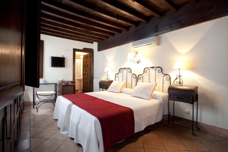 Casa del Capitel Nazarí - image 4