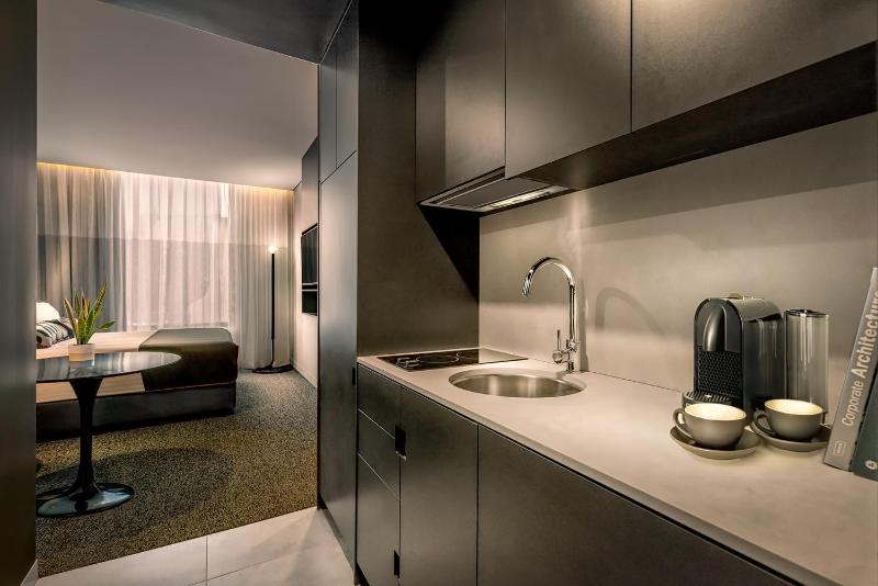 Adjoining Veriu Suites image 4
