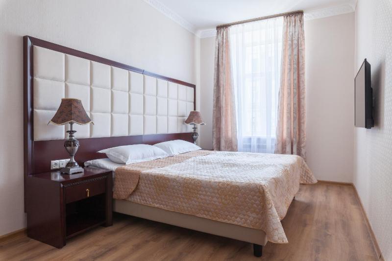Superior Double or Twin Room image 2