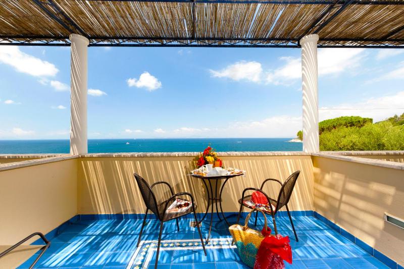 Hotel Piccolo Paradiso - image 12