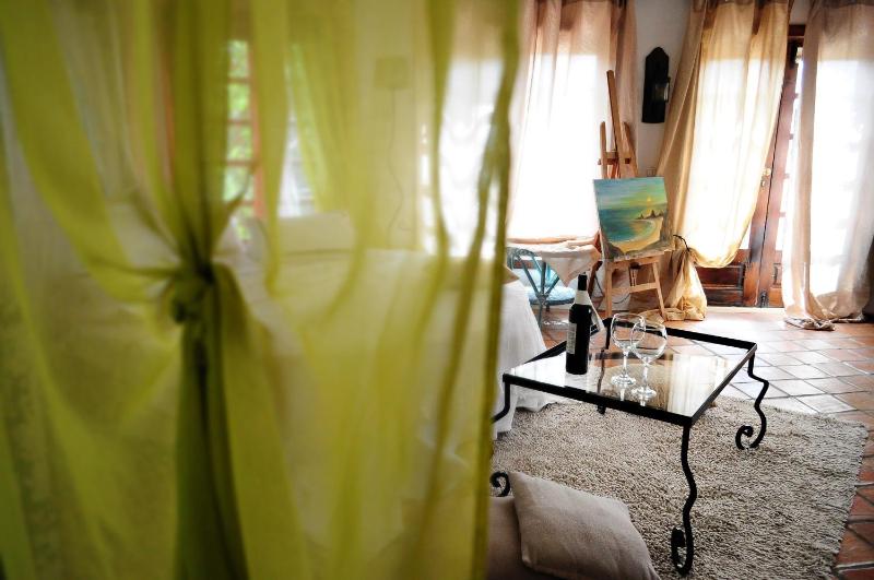 Romantic Room image 3