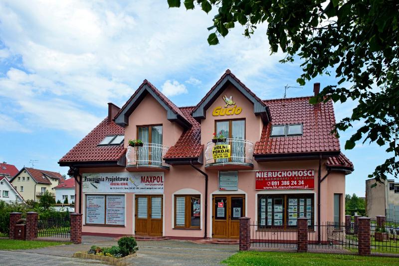 Gucio Domek Gościnny - image 1