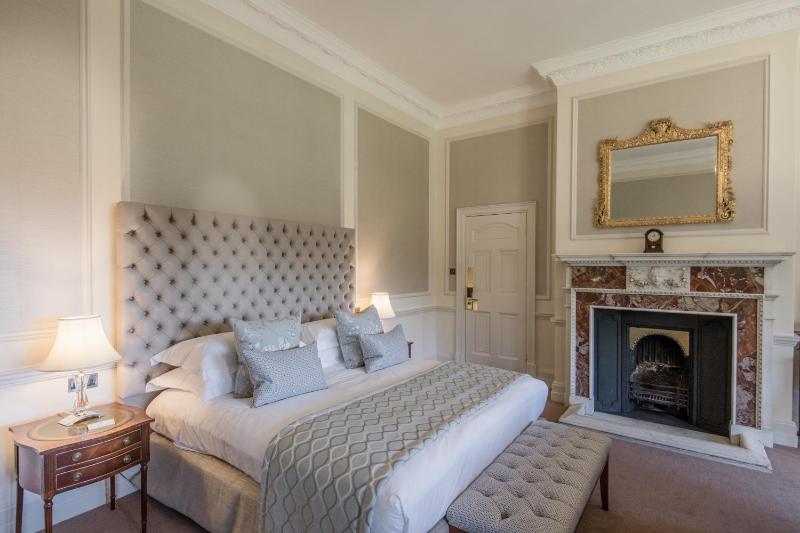 Mansion Suite image 1