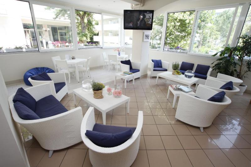 Mini Hotel - image 15