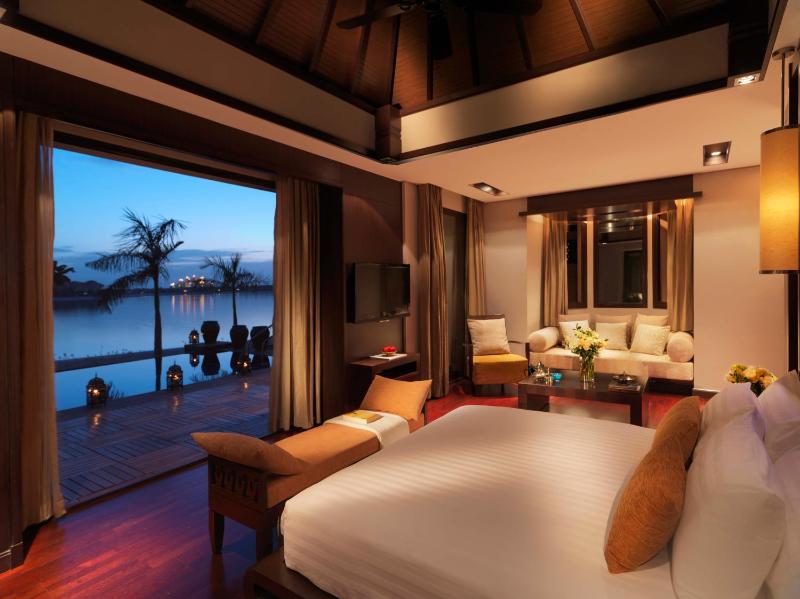 One Bedroom Beach Pool Villa image 4