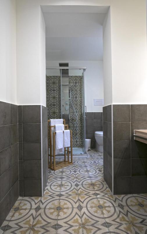 Superior Double Room image 3